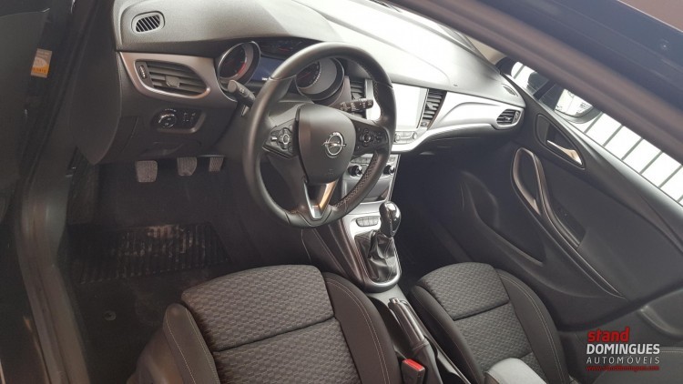 Opel Astra 1.6 CDTI BUSINESS PLUS