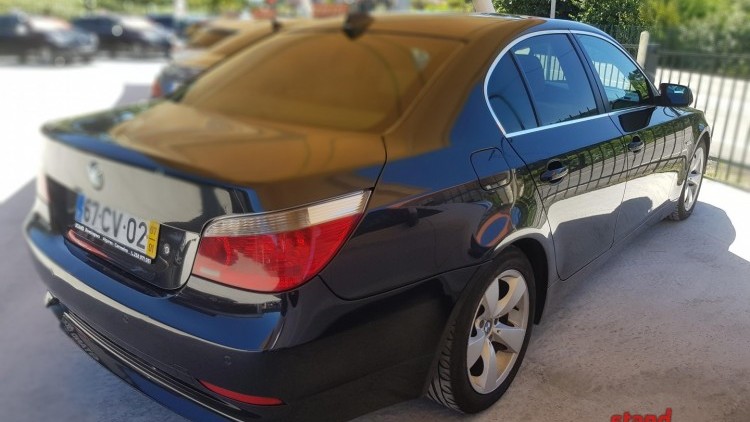 BMW S&eacute;rie 5 - 520 DIESEL