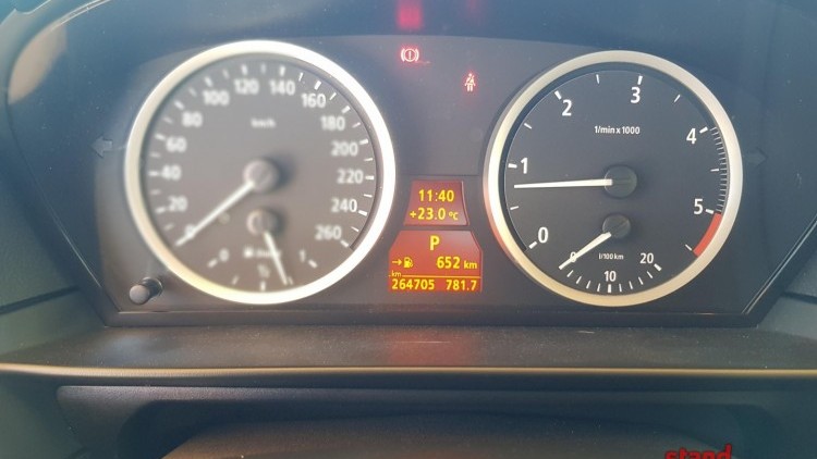 BMW S&eacute;rie 5 - 520 DIESEL