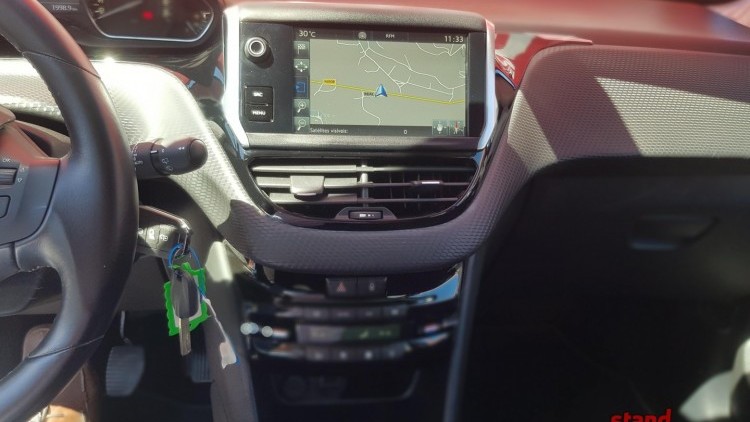 Peugeot 208 1.6 HDI EXCLUSIVE