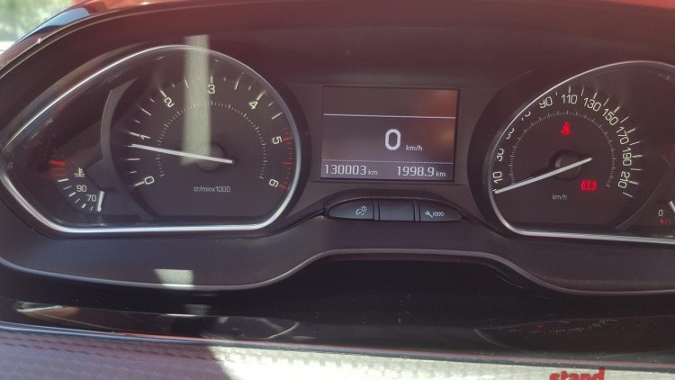 Peugeot 208 1.6 HDI EXCLUSIVE