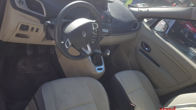 Renault Sc&eacute;nic 1.5 DCI