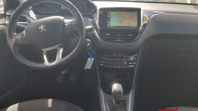 Peugeot 208 1.6 HDI EXCLUSIVE