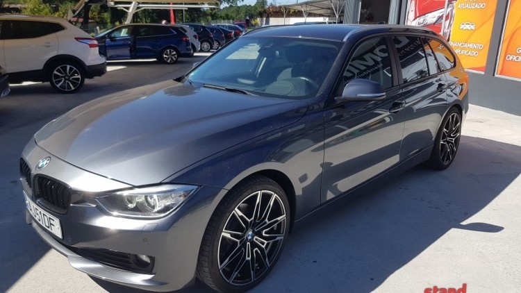 BMW S&eacute;rie 3 - 320 DA Sport Touring