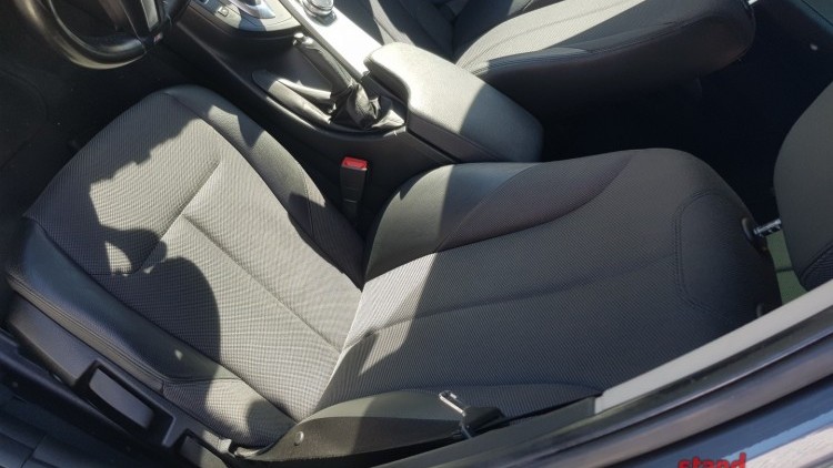 BMW S&eacute;rie 3 - 320 DA Sport Touring