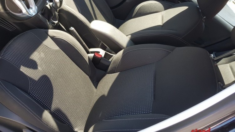 Peugeot 208 1.6 HDI EXCLUSIVE