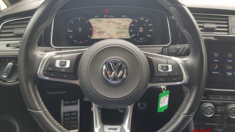 Volkswagen Golf 1.6 TDI RLINE
