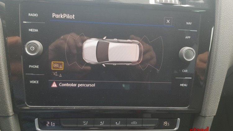 Volkswagen Golf 1.6 TDI RLINE