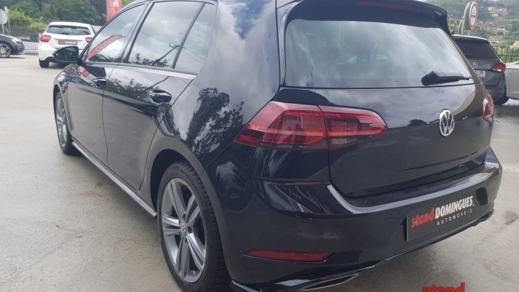 Volkswagen Golf 1.6 TDI RLINE