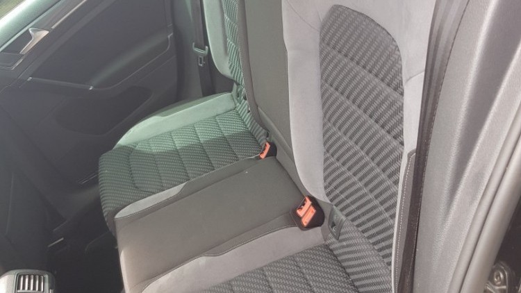 Volkswagen Golf 1.6 TDI RLINE