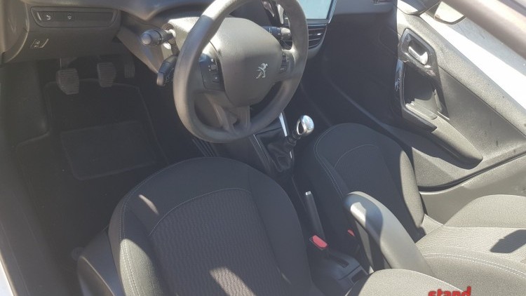 Peugeot 208 1.5 HDI Exclusive