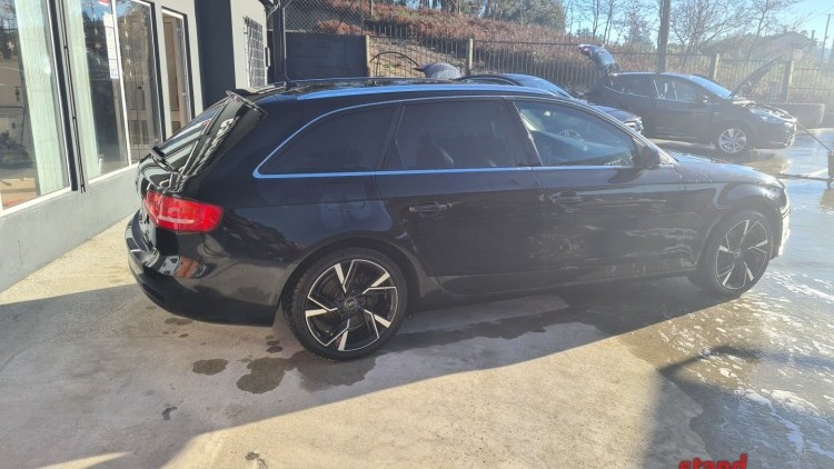 Audi A4 Avant 2.0 EXCLUSIVE
