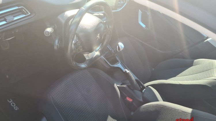 Peugeot 308 1.6 hdi Allure