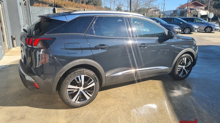 Peugeot 3008 1.6 Hdi Allure