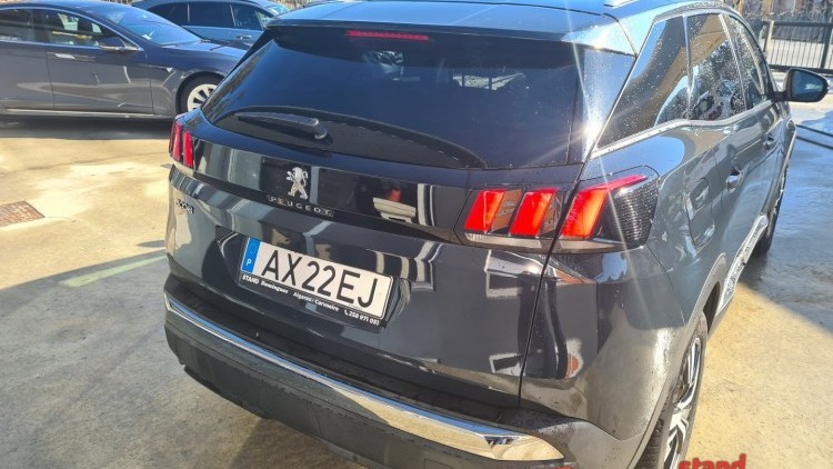 Peugeot 3008 1.6 Hdi Allure