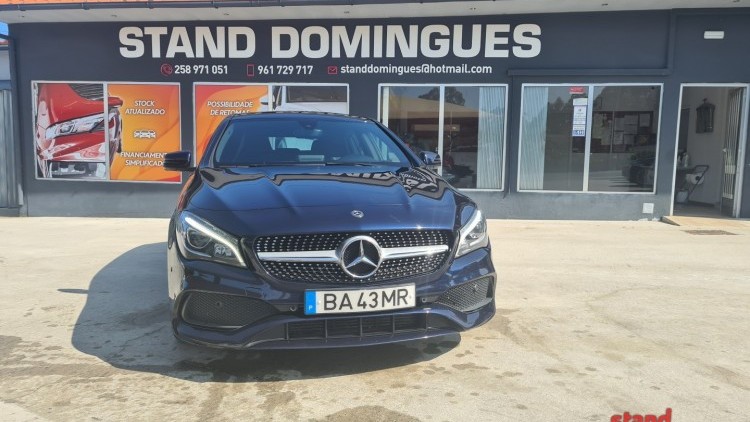 Mercedes-Benz Classe CLA 180 Aut. AMG Solution