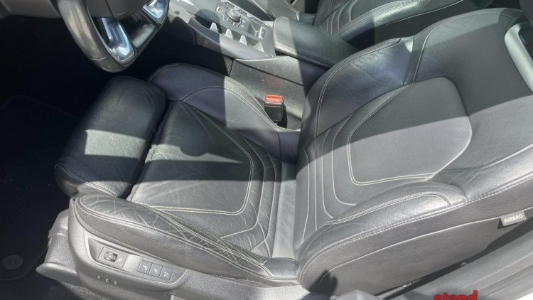 Citro&euml;n DS5 2.0 HDi Hybrid4 So Chic