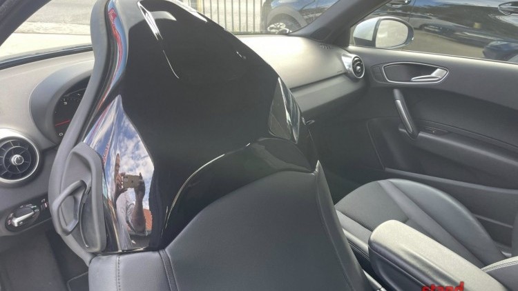 Audi A1 1.6 TDI S LINE