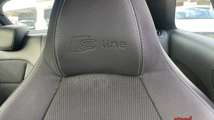 Audi A1 1.6 TDI S LINE