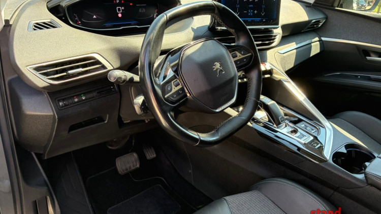 Peugeot 3008 1.5 BlueHDI ALLURE