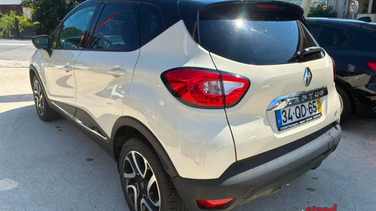 Renault Captur 1.5 DCI INTENSE