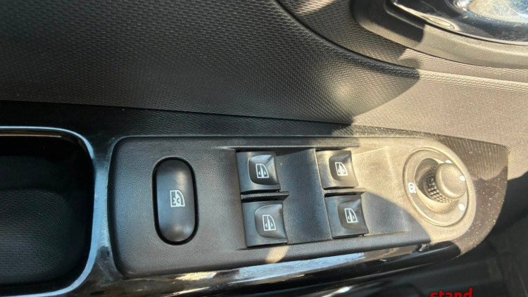 Renault Captur 1.5 DCI INTENSE