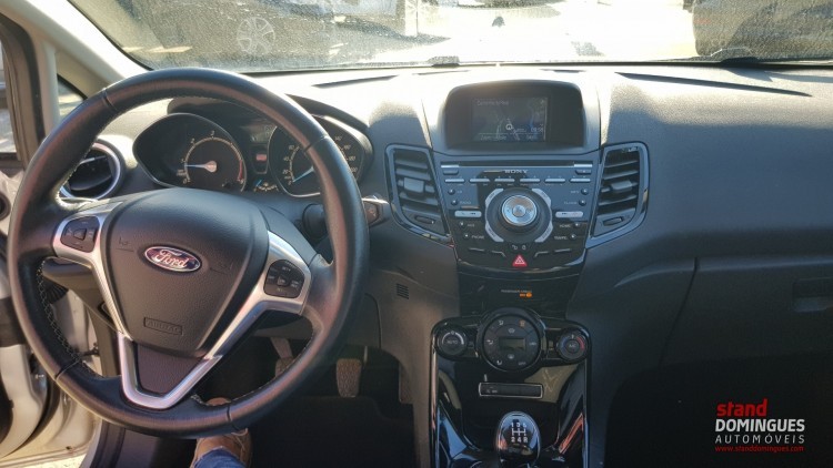 Ford Fiesta 1.5 TDCI TITANYUM