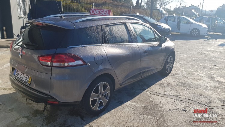 Renault Clio Sport Tourer 1.5 DCI NIGHT & DAY
