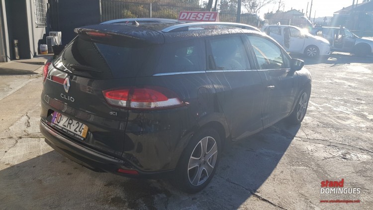 Renault Clio Sport Tourer 1.5 DCI NIGHT & DAY