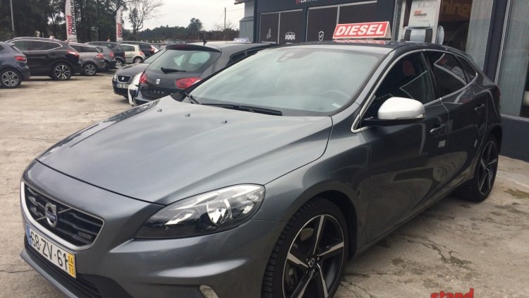 Volvo V40 2.0 R Design