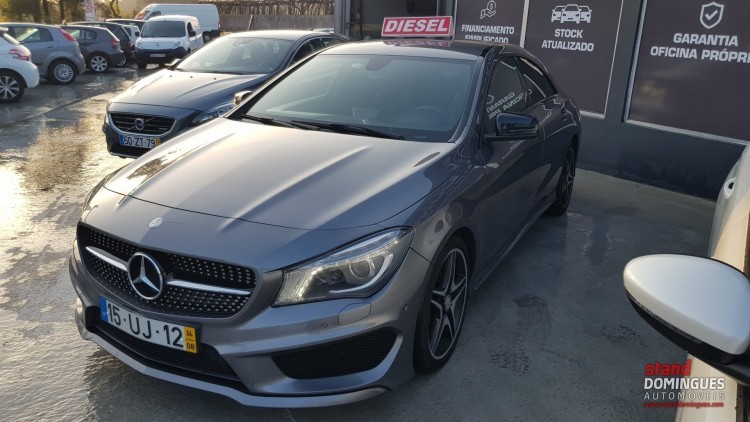 Mercedes-Benz Classe CLA 180 AMG