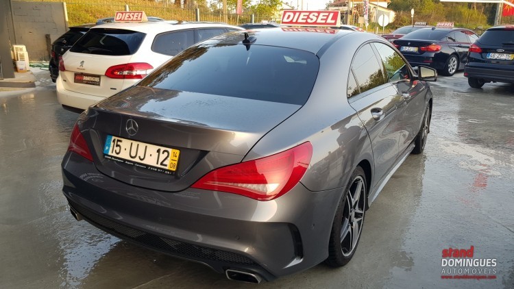 Mercedes-Benz Classe CLA 180 AMG